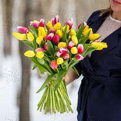 Букет тюльпанов «Весна-красна»